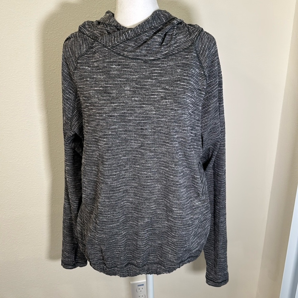 lululemon athletica Women's Heathered Black & White Hooded Pullover